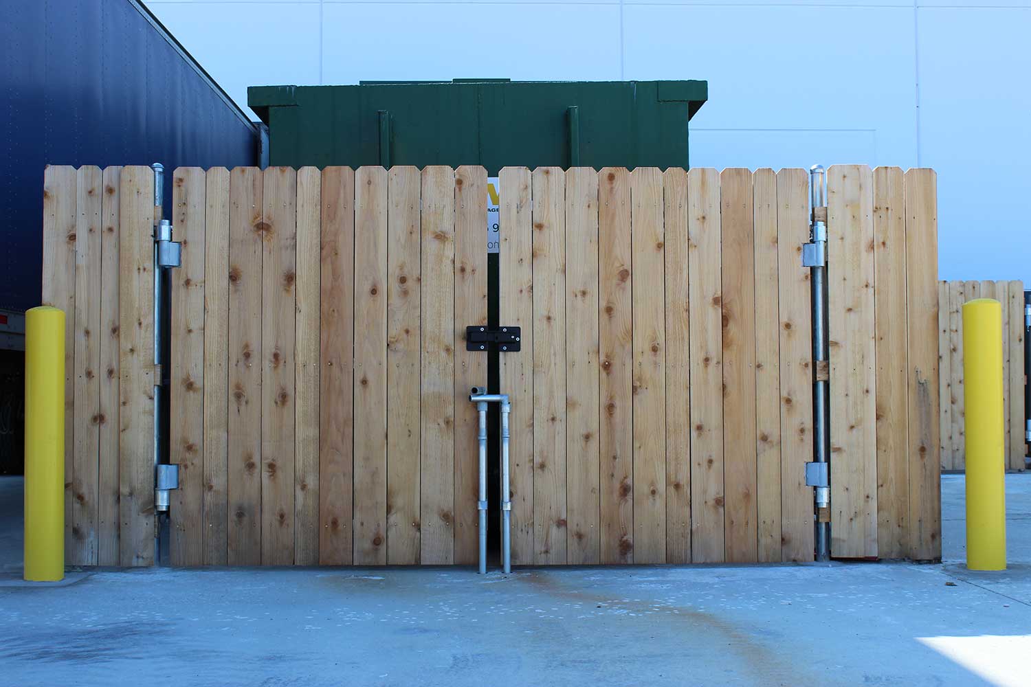The Clarksville Fence Company (FREE ESTIMATES) Call (931) 293 9766